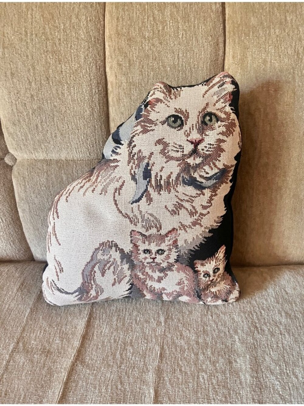 Cat-Shaped Tapestry Pillow Mother Cat & Kittens Moire Taffeta Black Back 12" VTG